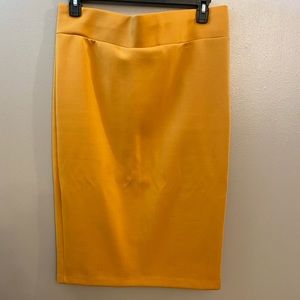 Gold neoprene Eloquii skirt